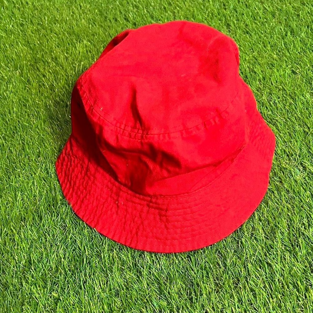 Gelante Red Bucket Hat